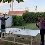 Mobil-home Avec Terrasse, Ideal Pour 4 - Api-1-52-1699 *