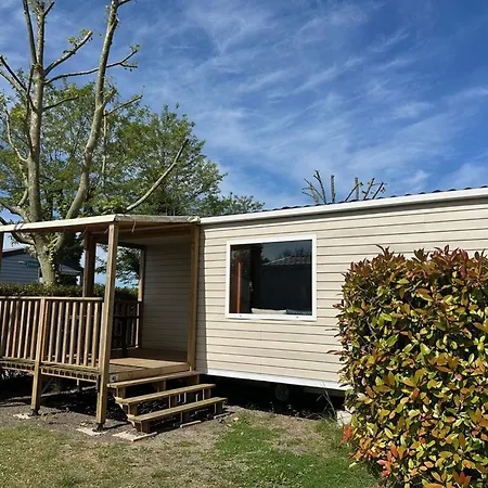 Mobil-home Avec Terrasse, Ideal Pour 4 - Api-1-52-1699 * Arvert